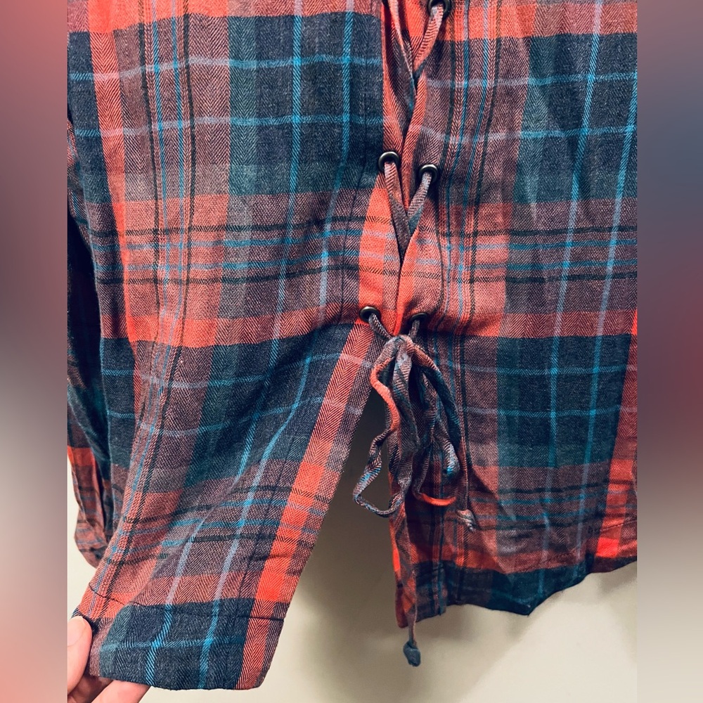 Anthropologie Cloth & Stone Plaid Lace-Up Back Flannel Top Size M - Picture 7 of 8